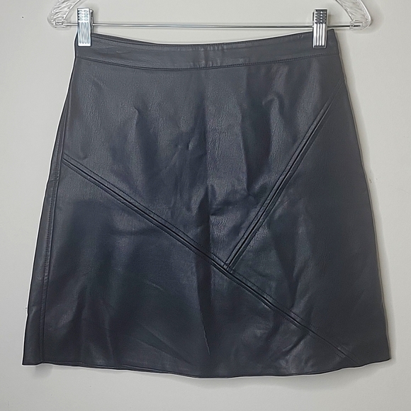ZARA BASIC vegan leather A line mini size S - Picture 4 of 16